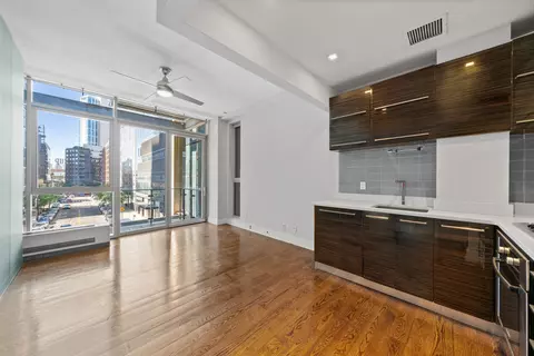 26-26 Jackson Ave #401, New York City, NY 11101