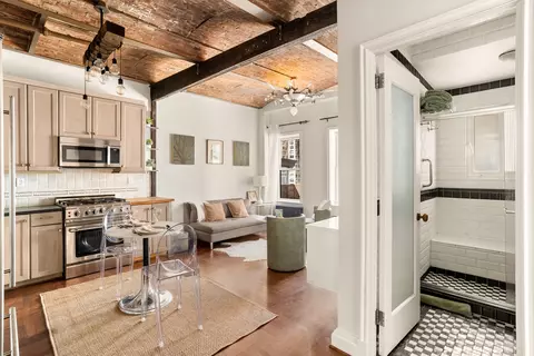 205 W 57th St #11DB, New York, NY 10019