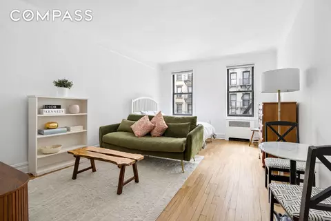121 E 88th St #3A, New York, NY 10128
