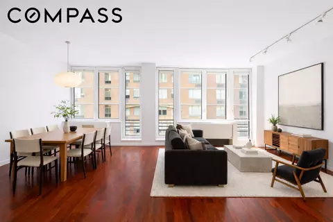 125 W 21st St #5B, New York, NY 10011