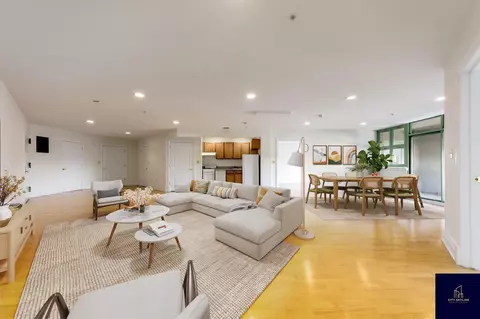 19-19 24th Ave #L-411, New York City, NY 11102