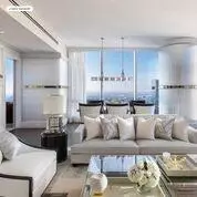 217 W 57th St #57W, New York, NY 10019