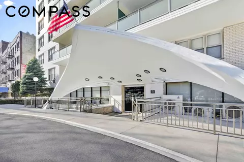 370 Ocean Pkwy #8H, Brooklyn, NY 11218