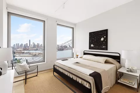 8 S 4th St #31C, Brooklyn, NY 11249