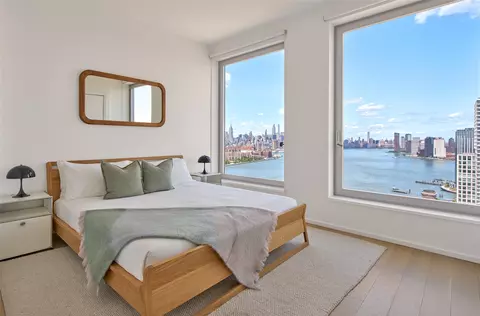 8 S 4th St #41A, Brooklyn, NY 11249