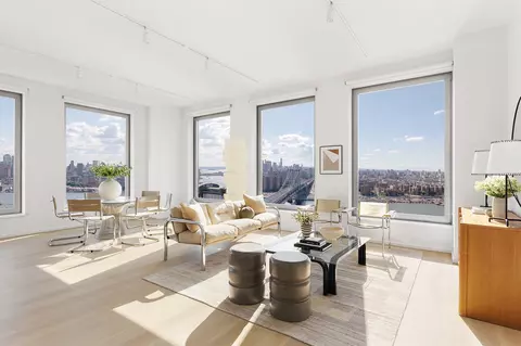 8 S 4th St #35B, Brooklyn, NY 11249