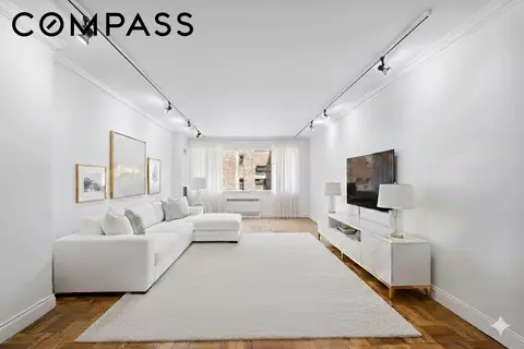 333 E 69th St #3A, New York, NY 10021