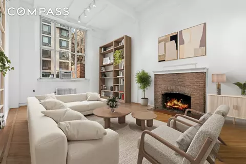 33 W 67th St #FE, New York, NY 10023