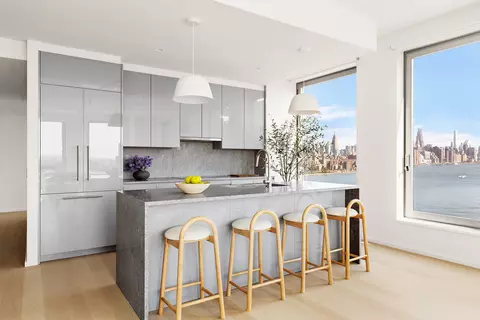 8 S 4th St #20E, Brooklyn, NY 11249