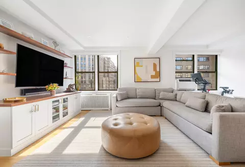 60 E 9th St #607, New York, NY 10003