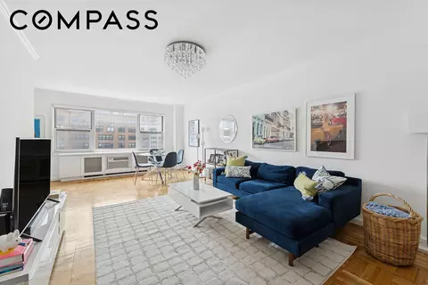 311 E 71st St #10F, New York, NY 10021
