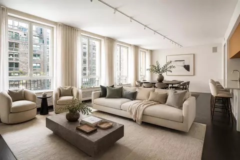 330 E 72nd St #11, New York, NY 10021