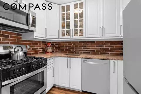 231 W 148th St #4K, New York, NY 10039