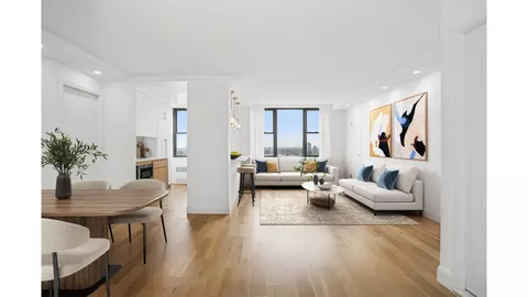 201 E 17th St #31H, New York, NY 10003