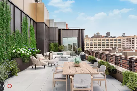 150 Barrow St #PHB, New York, NY 10014