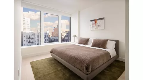 200 E 20th St #6D, New York, NY 10003