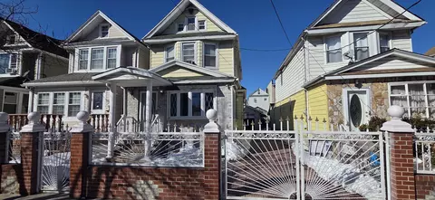 172-21 90th Ave, Jamaica, NY 11432