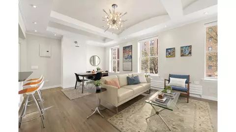 450 W 23rd St #E, New York, NY 10011