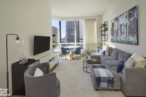 77 Greenwich St #15B, New York, NY 10006