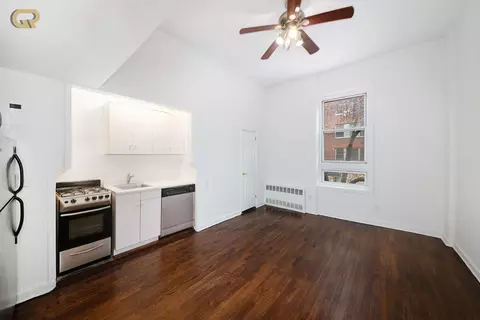 151 E 20th St #2C, New York, NY 10003