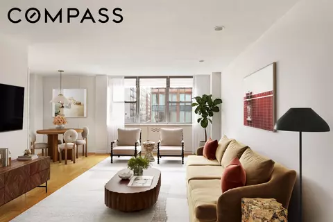 32 Gramercy Park S #5M, New York City, NY 10003