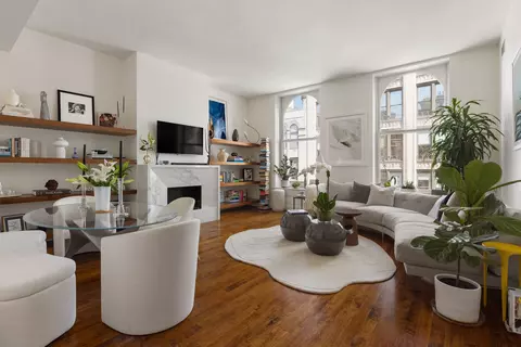 42 E 20th St #7A, New York, NY 10003