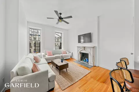 347 E 19th St, New York, NY 10003