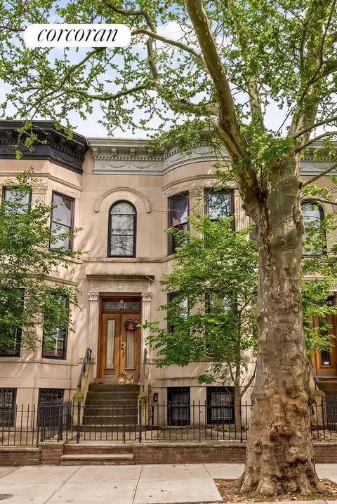 460 74th St, Brooklyn, NY 11209