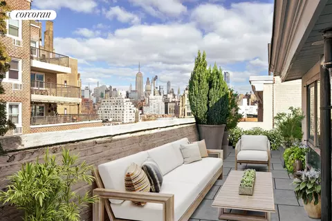 9 Barrow St #PH8CD, New York, NY 10014