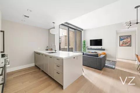 540 6th Ave #6F, New York, NY 10011