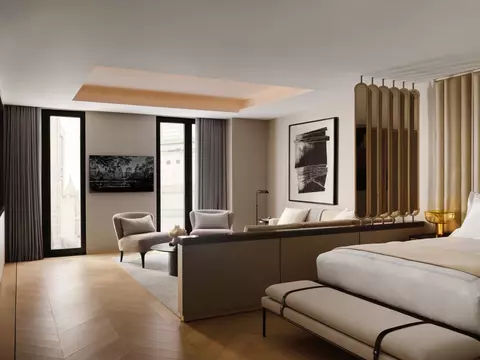 685 5th Ave #8E, New York, NY 10022