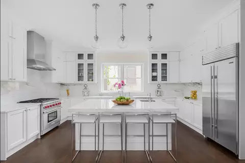236 W 24th St #PH, New York, NY 10011
