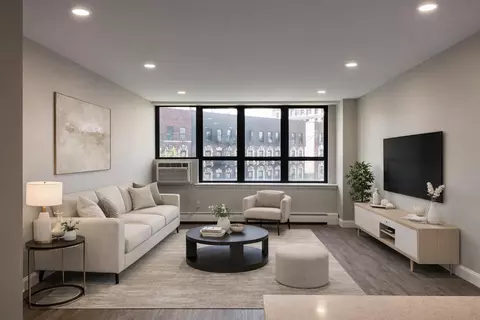 300 W 110th St #5-H, New York, NY 10026