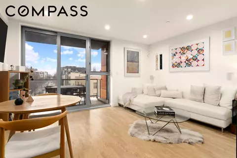 261 Union Ave #4, Brooklyn, NY 11211