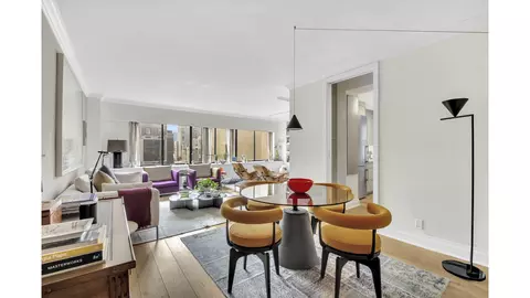 900 Park Ave #15E, New York, NY 10075