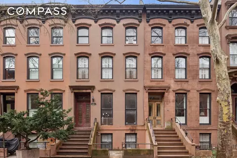 18 S Oxford St, Brooklyn, NY 11217