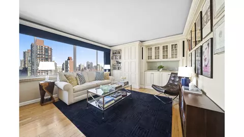 353 E 72nd St #28D, New York, NY 10021