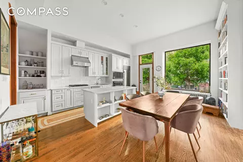 127 W 122nd St, New York, NY 10027