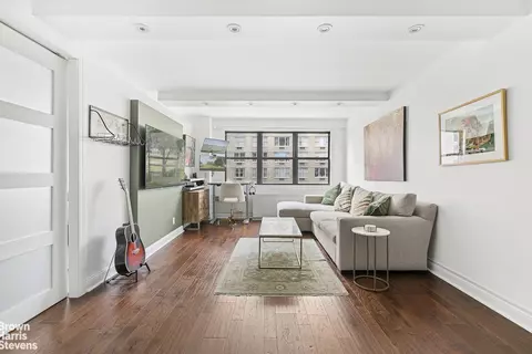 201 E 28th St #9N, New York, NY 10016