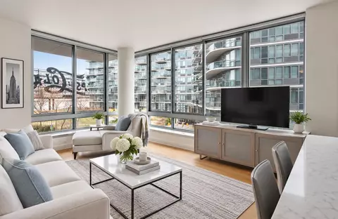 46-30 Center Blvd #203, New York City, NY 11109