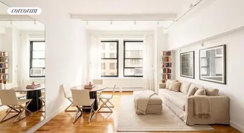250 Mercer St #B907, New York, NY 10012