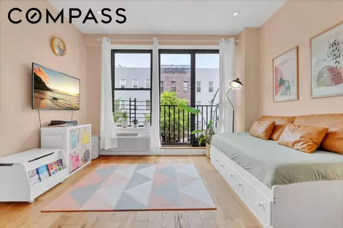245 Schaefer St #2A, Brooklyn, NY 11207