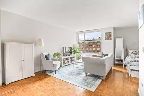 2 S End Ave #8W, New York, NY 10280