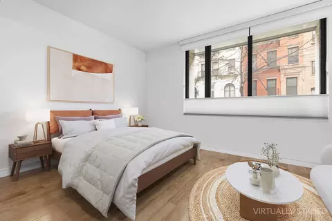 211 E 13th St #1C, New York, NY 10003