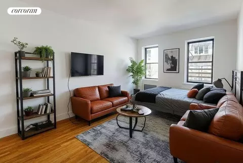418 E 83rd St #3C, New York, NY 10028