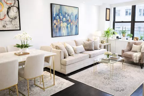 305 E 40th St #2M, New York, NY 10017