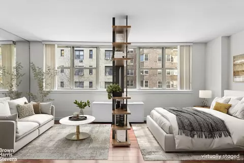 222 E 80th St #3H, New York, NY 10075