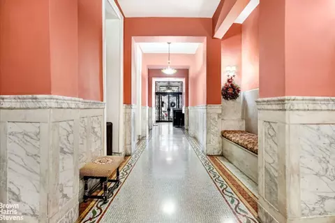 55 E 76th St #9, New York, NY 10021