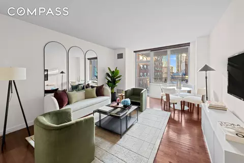 225 E 34th St #7B, New York, NY 10016