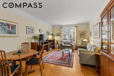 680 W 204th St #4F, New York, NY 10034